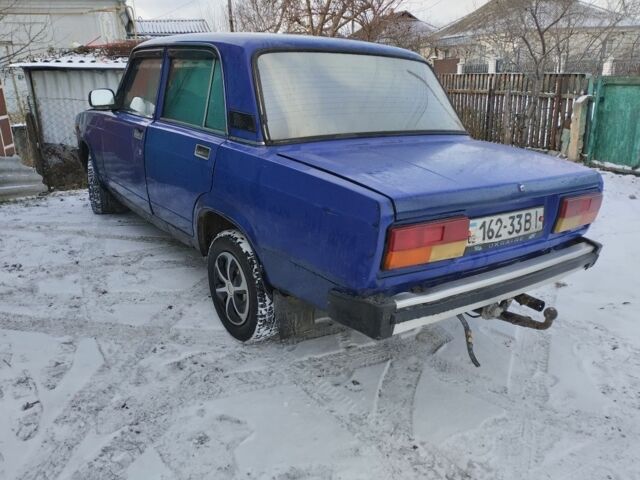 Синий ВАЗ 2105, объемом двигателя 1.6 л и пробегом 250 тыс. км за 474 $, фото 4 на Automoto.ua