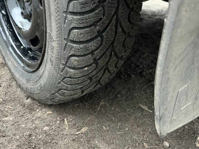 Синий ВАЗ 2105, объемом двигателя 1.3 л и пробегом 210 тыс. км за 462 $, фото 6 на Automoto.ua