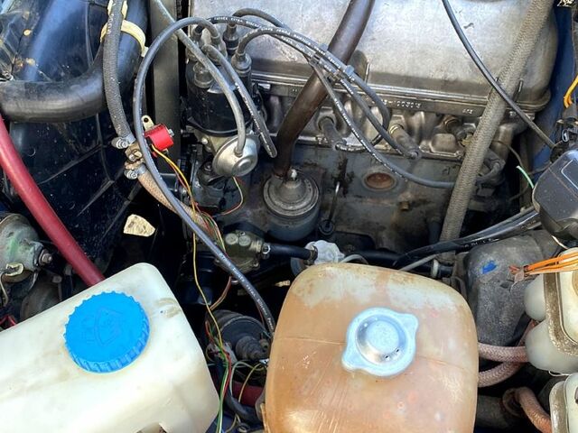 Синий ВАЗ 2105, объемом двигателя 1.3 л и пробегом 150 тыс. км за 1050 $, фото 3 на Automoto.ua