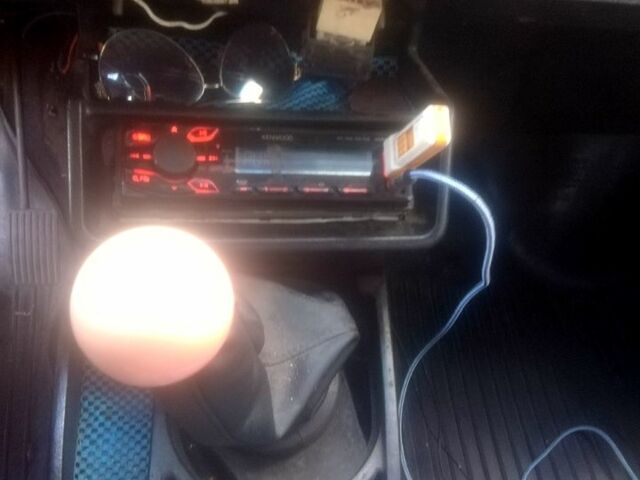 Синий ВАЗ 2105, объемом двигателя 1.3 л и пробегом 623 тыс. км за 700 $, фото 7 на Automoto.ua