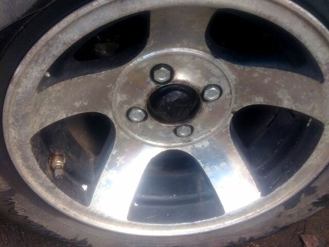 Синий ВАЗ 2105, объемом двигателя 1.3 л и пробегом 623 тыс. км за 700 $, фото 10 на Automoto.ua