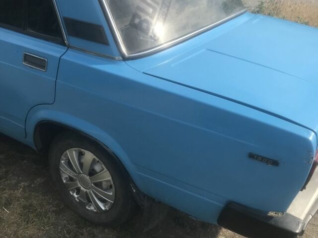 Синий ВАЗ 2105, объемом двигателя 1.3 л и пробегом 300 тыс. км за 626 $, фото 4 на Automoto.ua
