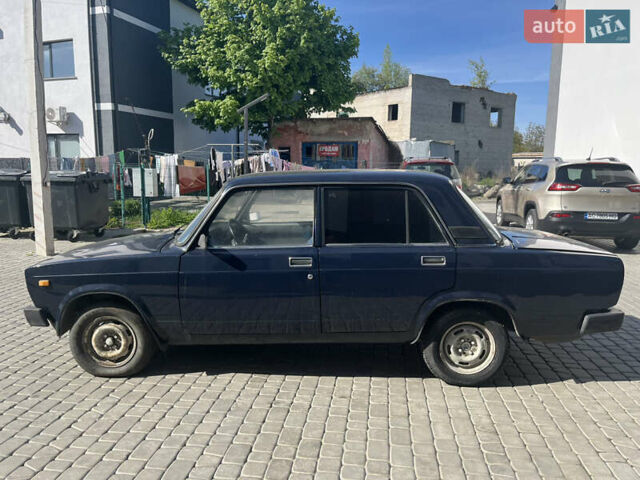 Синий ВАЗ 2105, объемом двигателя 1.45 л и пробегом 150 тыс. км за 1000 $, фото 1 на Automoto.ua