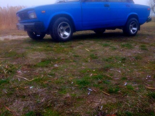 Синий ВАЗ 2105, объемом двигателя 1.3 л и пробегом 623 тыс. км за 700 $, фото 1 на Automoto.ua