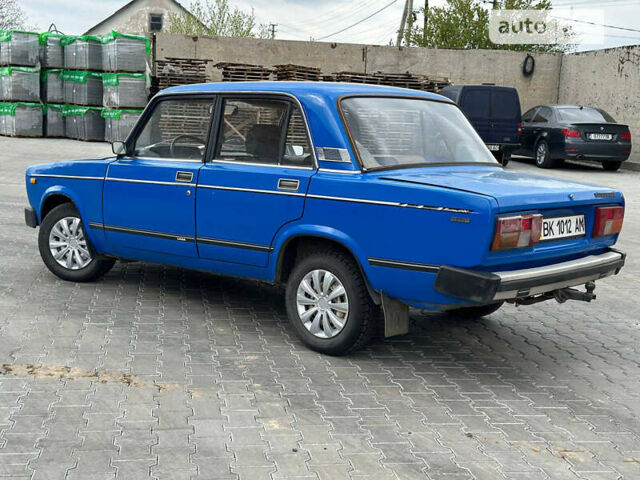 Синий ВАЗ 2105, объемом двигателя 1.3 л и пробегом 70 тыс. км за 700 $, фото 4 на Automoto.ua