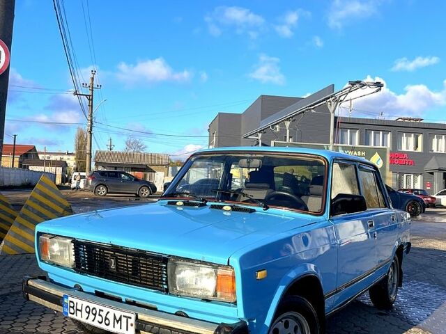 Синий ВАЗ 2105, объемом двигателя 1.3 л и пробегом 45 тыс. км за 710 $, фото 2 на Automoto.ua