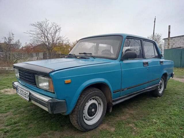 Синий ВАЗ 2105, объемом двигателя 1.3 л и пробегом 100 тыс. км за 714 $, фото 3 на Automoto.ua