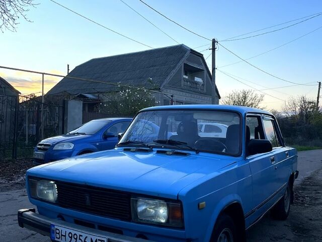 Синий ВАЗ 2105, объемом двигателя 1.3 л и пробегом 45 тыс. км за 710 $, фото 3 на Automoto.ua