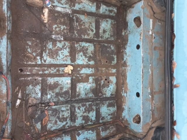 Синий ВАЗ 2105, объемом двигателя 0 л и пробегом 99 тыс. км за 403 $, фото 11 на Automoto.ua