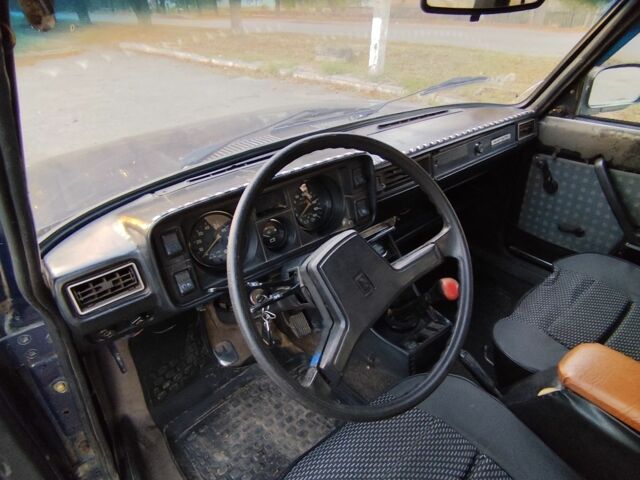 Синий ВАЗ 2105, объемом двигателя 1.2 л и пробегом 76 тыс. км за 1000 $, фото 6 на Automoto.ua