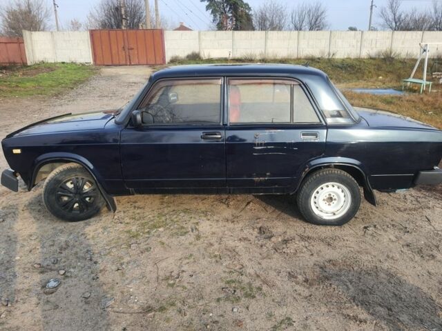 Синий ВАЗ 2105, объемом двигателя 0 л и пробегом 250 тыс. км за 1000 $, фото 3 на Automoto.ua