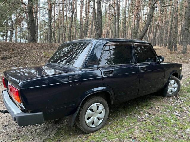 Синий ВАЗ 2105, объемом двигателя 2 л и пробегом 45 тыс. км за 1100 $, фото 1 на Automoto.ua