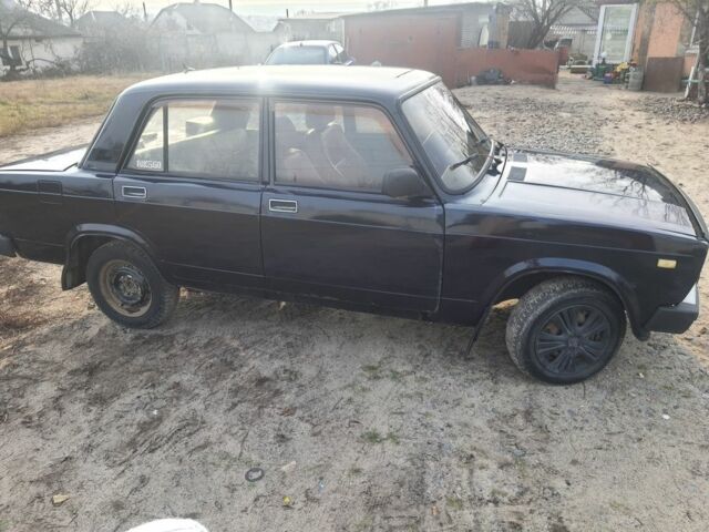 Синий ВАЗ 2105, объемом двигателя 0 л и пробегом 250 тыс. км за 1000 $, фото 1 на Automoto.ua