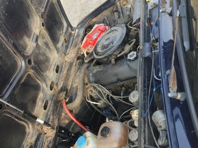 Синий ВАЗ 2105, объемом двигателя 0 л и пробегом 250 тыс. км за 1000 $, фото 5 на Automoto.ua