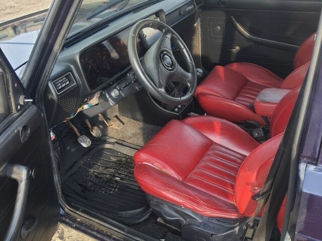 Синий ВАЗ 2105, объемом двигателя 0 л и пробегом 250 тыс. км за 1000 $, фото 6 на Automoto.ua