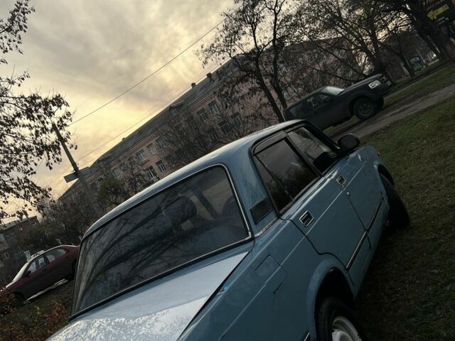Синий ВАЗ 2105, объемом двигателя 0 л и пробегом 15 тыс. км за 531 $, фото 2 на Automoto.ua