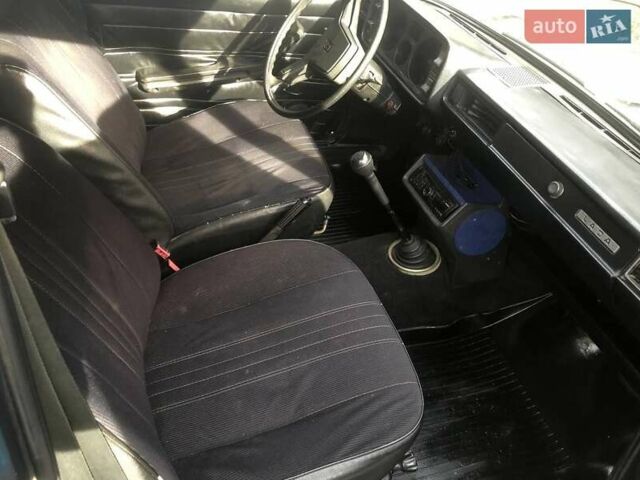 Синий ВАЗ 2105, объемом двигателя 1.5 л и пробегом 200 тыс. км за 475 $, фото 2 на Automoto.ua