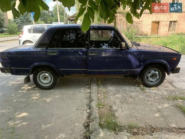Синий ВАЗ 2105, объемом двигателя 1.5 л и пробегом 77 тыс. км за 600 $, фото 2 на Automoto.ua