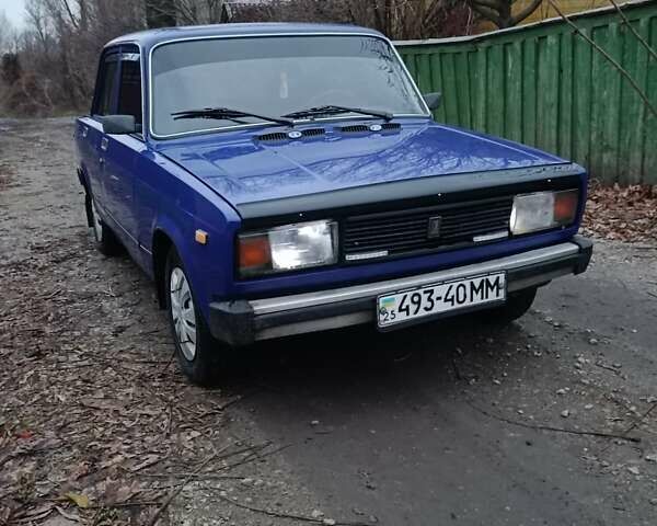 Синий ВАЗ 2105, объемом двигателя 1.3 л и пробегом 200 тыс. км за 650 $, фото 2 на Automoto.ua
