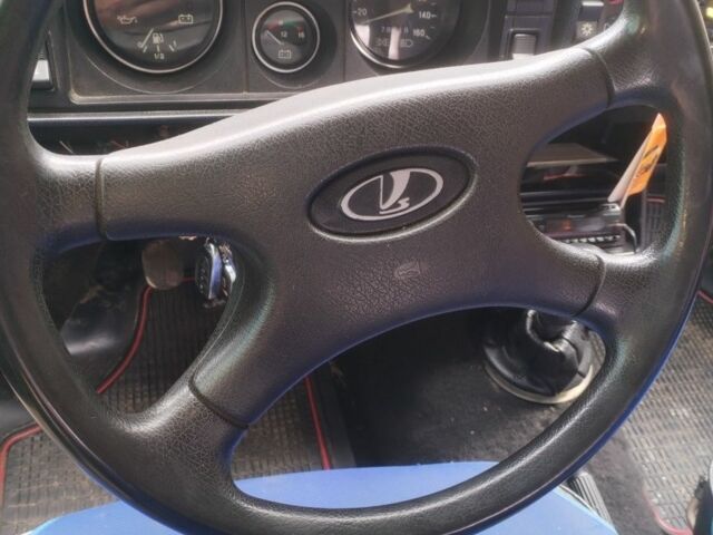 Синий ВАЗ 2105, объемом двигателя 1.3 л и пробегом 78 тыс. км за 449 $, фото 2 на Automoto.ua