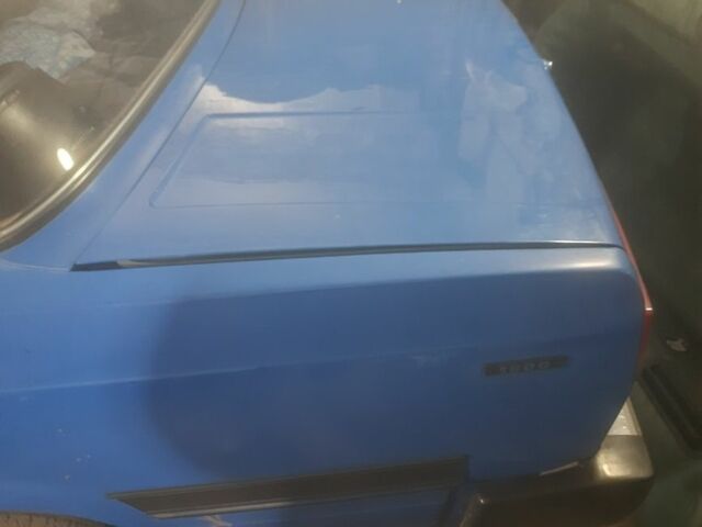 Синий ВАЗ 2105, объемом двигателя 1.5 л и пробегом 200 тыс. км за 1000 $, фото 4 на Automoto.ua