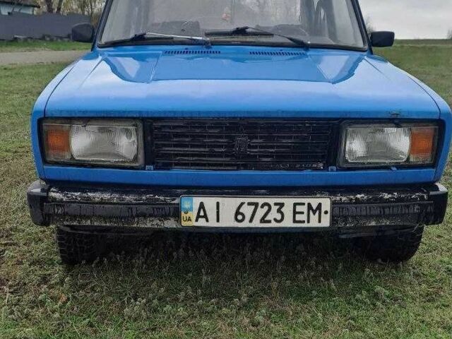 Синий ВАЗ 2105, объемом двигателя 1.5 л и пробегом 250 тыс. км за 710 $, фото 5 на Automoto.ua