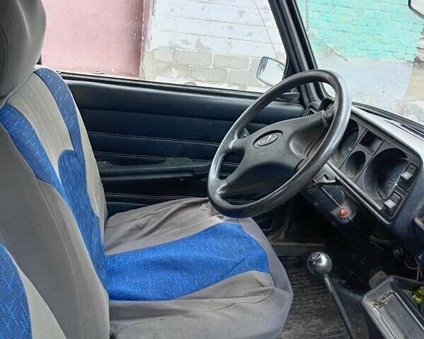 ВАЗ 2105 1999 в Шевченковом на Automoto.ua Синий ВАЗ 2105, объемом двигателя 1.5 л и пробегом 77 тыс. км за 1400 $, фото 5 на Automoto.ua