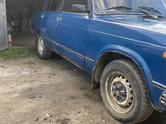 Синий ВАЗ 2105, объемом двигателя 1.5 л и пробегом 92 тыс. км за 800 $, фото 2 на Automoto.ua