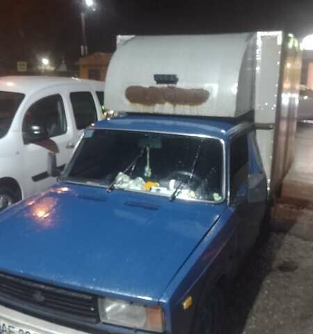 Синій ВАЗ 2105, об'ємом двигуна 1.5 л та пробігом 200 тис. км за 900 $, фото 3 на Automoto.ua