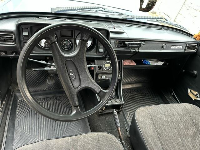 Синий ВАЗ 2105, объемом двигателя 1.5 л и пробегом 100 тыс. км за 1200 $, фото 11 на Automoto.ua