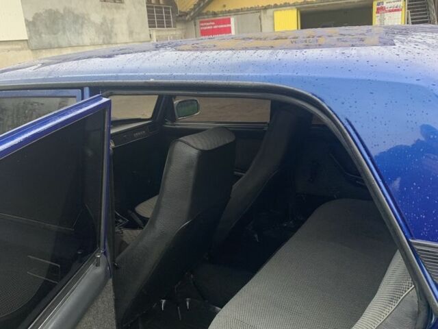 Синий ВАЗ 2105, объемом двигателя 1.5 л и пробегом 200 тыс. км за 1350 $, фото 8 на Automoto.ua