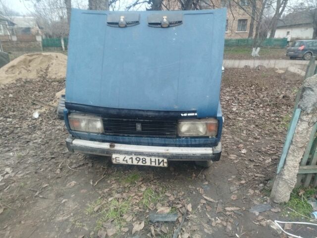 Синий ВАЗ 2105, объемом двигателя 1.5 л и пробегом 1 тыс. км за 656 $, фото 1 на Automoto.ua