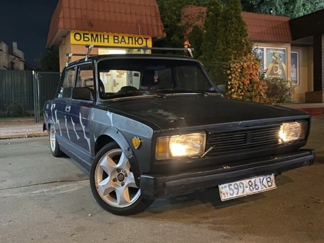 Синий ВАЗ 2105, объемом двигателя 1.5 л и пробегом 666 тыс. км за 1450 $, фото 5 на Automoto.ua