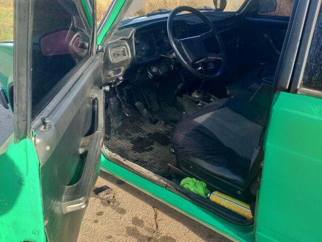 Зеленый ВАЗ 2105, объемом двигателя 2 л и пробегом 120 тыс. км за 881 $, фото 6 на Automoto.ua