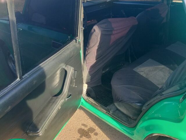 Зеленый ВАЗ 2105, объемом двигателя 2 л и пробегом 120 тыс. км за 881 $, фото 7 на Automoto.ua