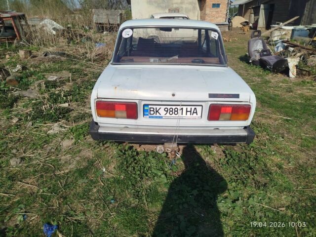 Зелений ВАЗ 2105, об'ємом двигуна 0 л та пробігом 123 тис. км за 114 $, фото 4 на Automoto.ua