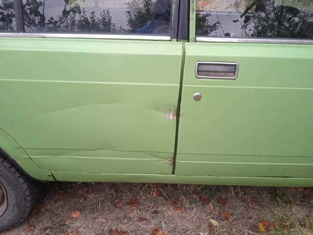 Зеленый ВАЗ 2105, объемом двигателя 0 л и пробегом 10 тыс. км за 500 $, фото 4 на Automoto.ua