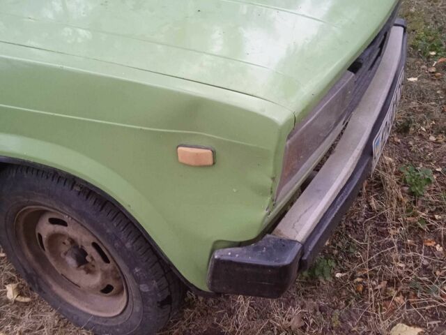 Зеленый ВАЗ 2105, объемом двигателя 0 л и пробегом 10 тыс. км за 500 $, фото 3 на Automoto.ua