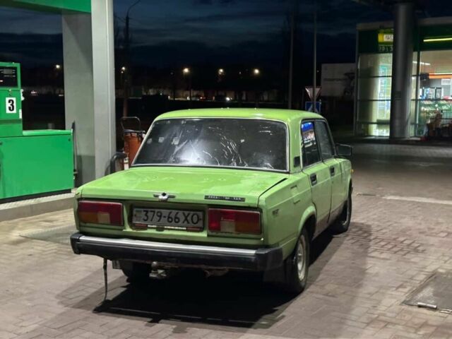 Зеленый ВАЗ 2105, объемом двигателя 10 л и пробегом 1000 тыс. км за 650 $, фото 4 на Automoto.ua