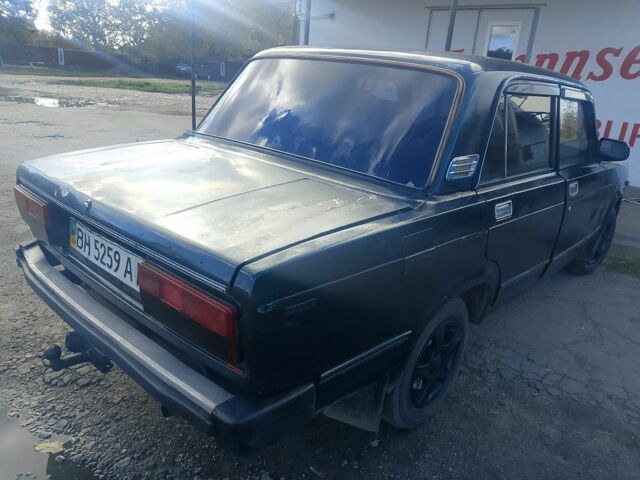 Зеленый ВАЗ 2105, объемом двигателя 1.5 л и пробегом 199 тыс. км за 650 $, фото 7 на Automoto.ua