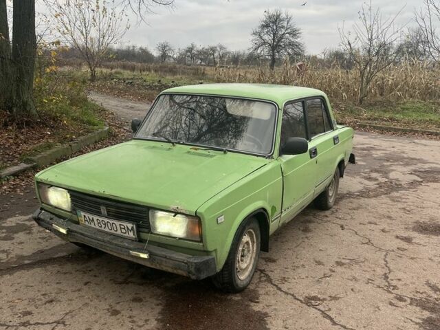 Зеленый ВАЗ 2105, объемом двигателя 1.5 л и пробегом 3 тыс. км за 322 $, фото 6 на Automoto.ua