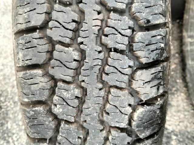 Зеленый ВАЗ 2105, объемом двигателя 1 л и пробегом 77 тыс. км за 300 $, фото 6 на Automoto.ua