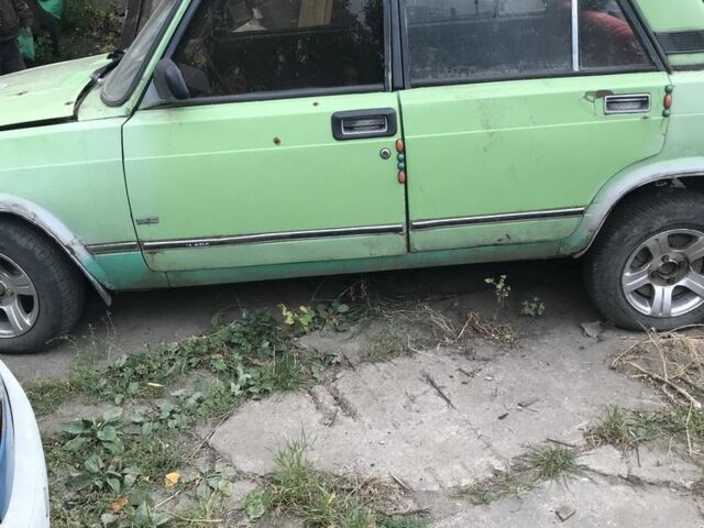 Зелений ВАЗ 2105, об'ємом двигуна 1.3 л та пробігом 3 тис. км за 356 $, фото 1 на Automoto.ua