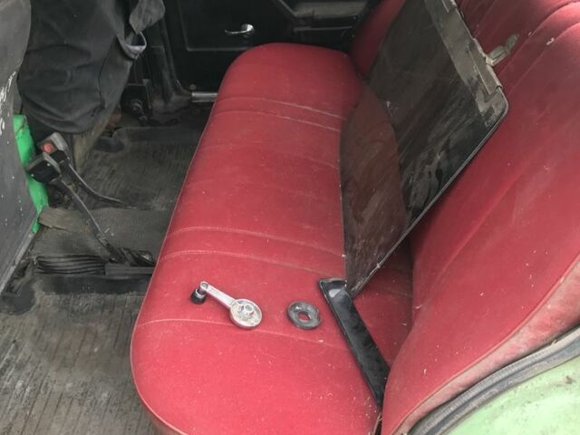 Зелений ВАЗ 2105, об'ємом двигуна 1.3 л та пробігом 3 тис. км за 356 $, фото 4 на Automoto.ua