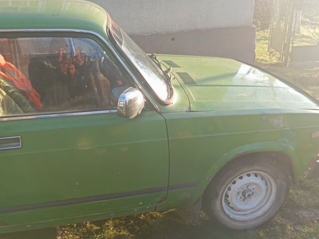 Зеленый ВАЗ 2105, объемом двигателя 0 л и пробегом 358 тыс. км за 400 $, фото 5 на Automoto.ua