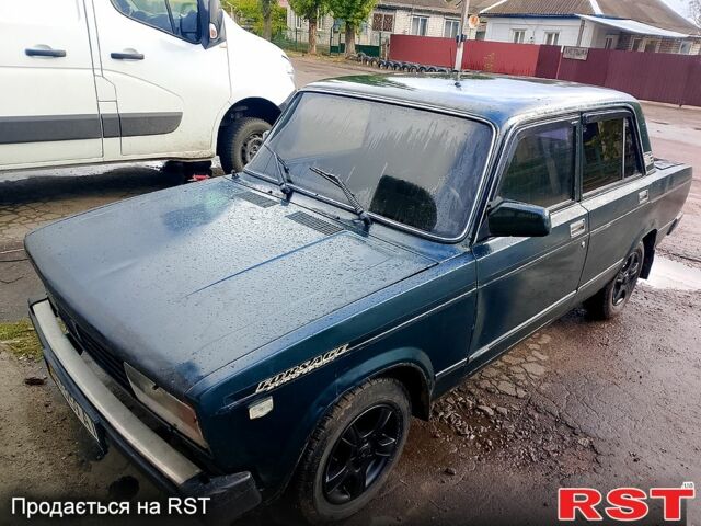 Зеленый ВАЗ 2105, объемом двигателя 1.5 л и пробегом 199 тыс. км за 650 $, фото 1 на Automoto.ua
