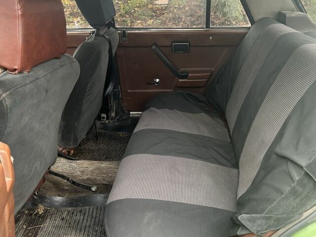 Зеленый ВАЗ 2105, объемом двигателя 1.5 л и пробегом 3 тыс. км за 322 $, фото 2 на Automoto.ua