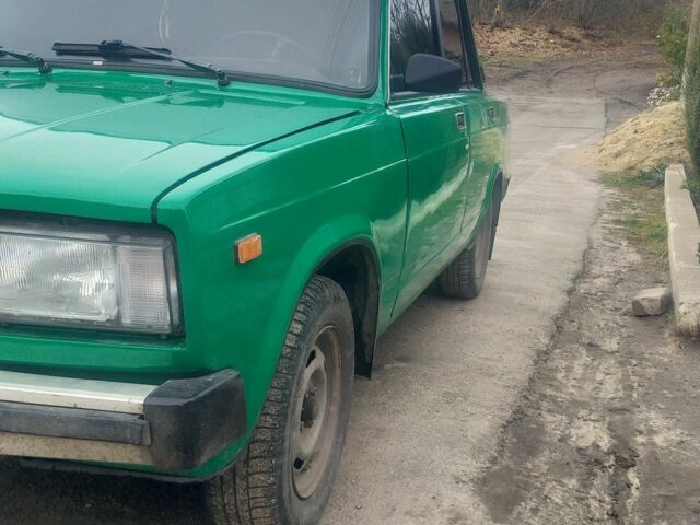 ВАЗ 2105 1983 в Павлограде на Automoto.ua Зеленый ВАЗ 2105, объемом двигателя 0 л и пробегом 100 тыс. км за 1071 $, фото 2 на Automoto.ua