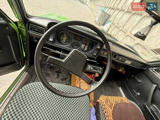 ВАЗ 2105 1983 в Днепре (Днепропетровске) на Automoto.ua Зеленый ВАЗ 2105, объемом двигателя 1.2 л и пробегом 38 тыс. км за 850 $, фото 10 на Automoto.ua