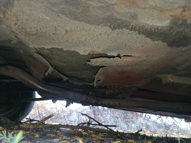 Зелений ВАЗ 2105, об'ємом двигуна 1.2 л та пробігом 110 тис. км за 288 $, фото 5 на Automoto.ua